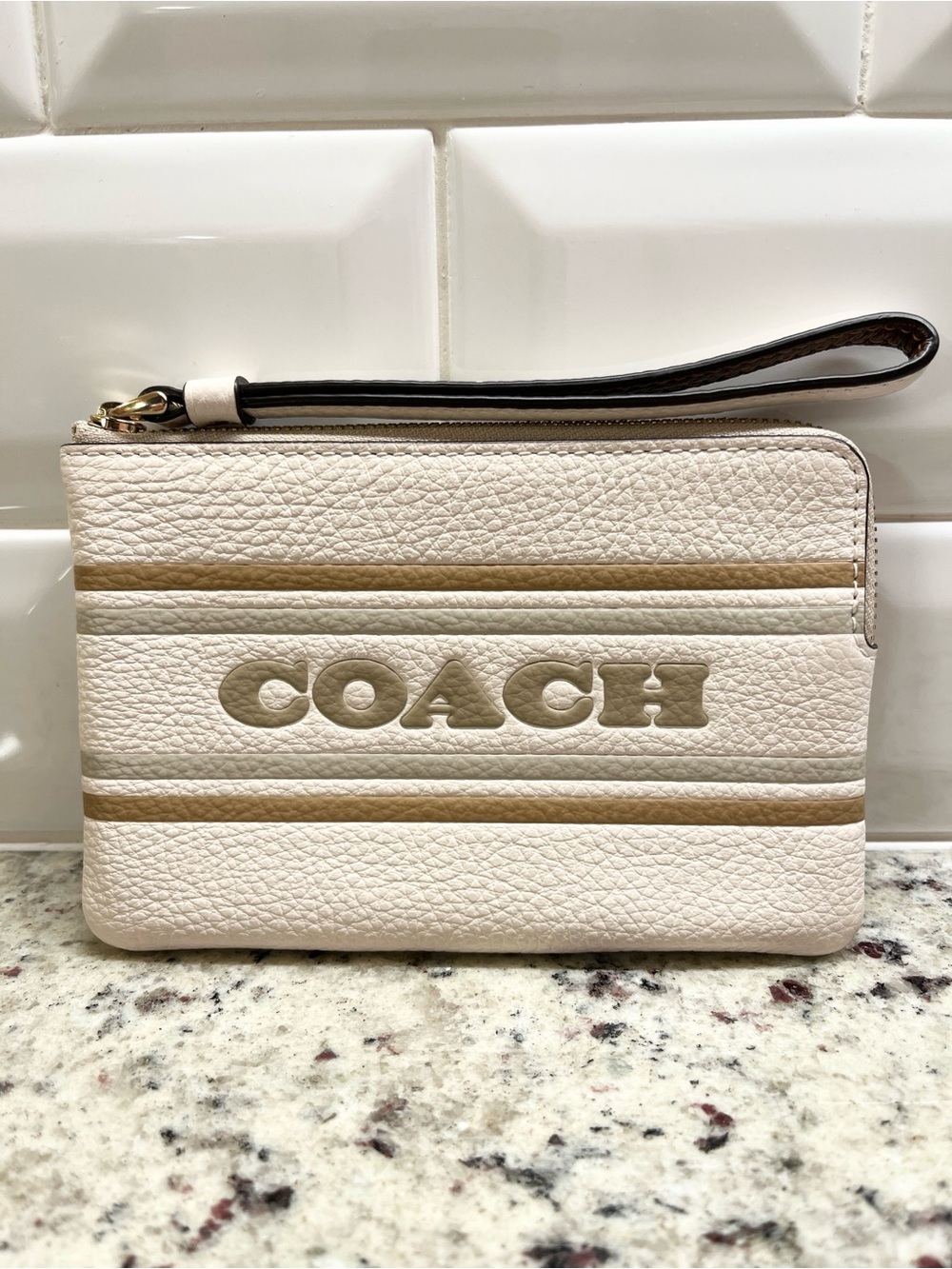 Coach Leather L Zip Wristlet NWOT